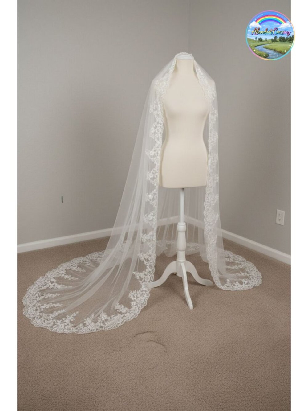 1 Tier Lace Tulle Cathedral Wedding Veil with Comb Long Train Bridal Veil